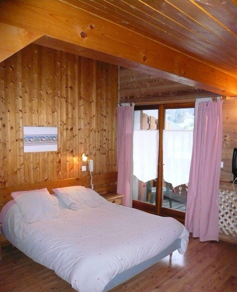 Le Morillon Hotell Exteriör bild